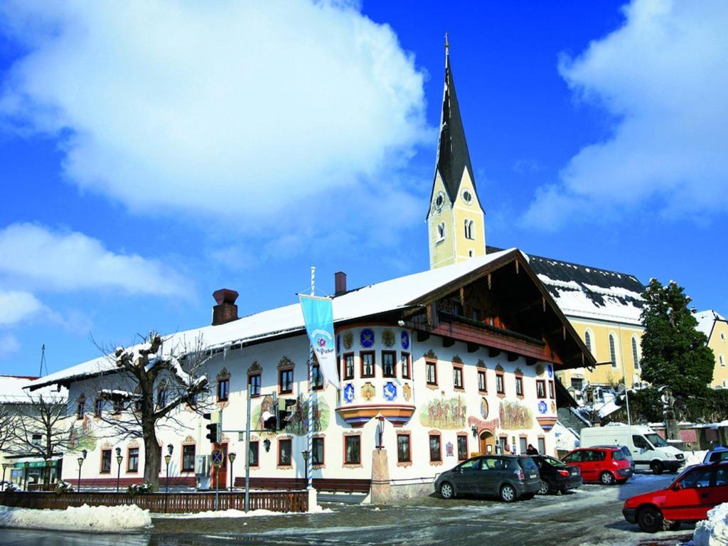 Gasthof Alter Wirt Бернау-ам-Кімзе Екстер'єр фото
